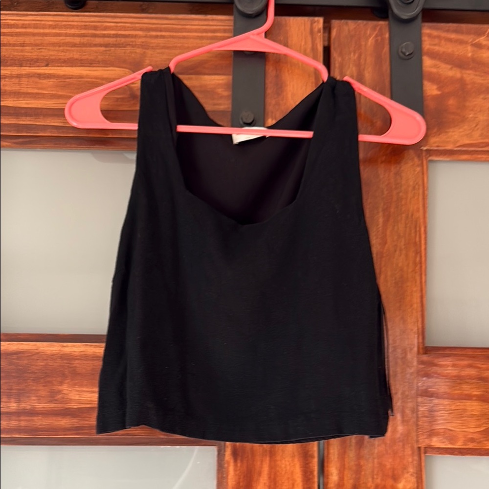 Black Sleeveless Women's Top